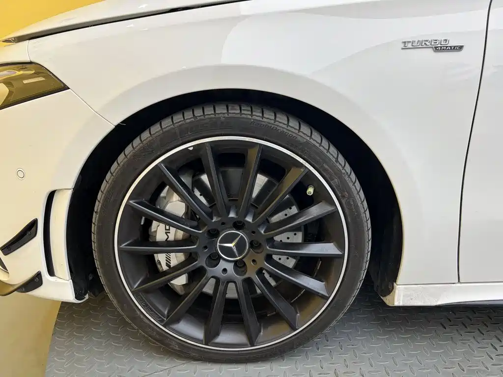 Mercedes-Benz A-Class AMG — фото 7