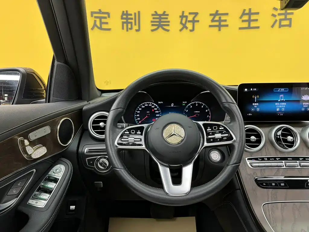 Mercedes-Benz GLC — фото 15