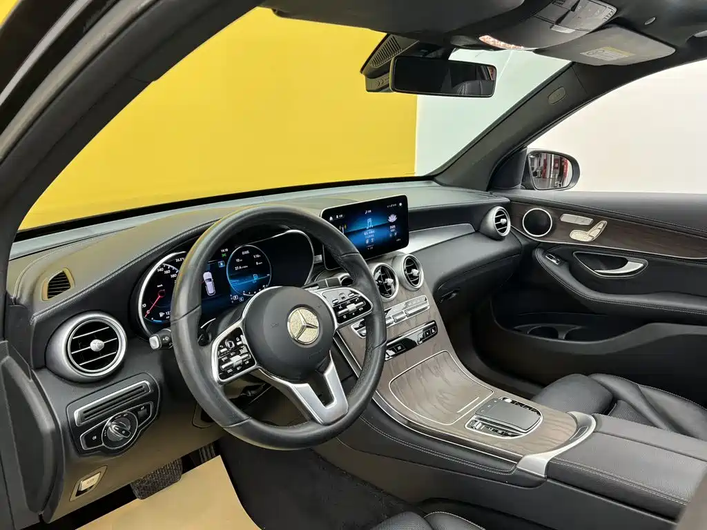 Mercedes-Benz GLC — фото 26