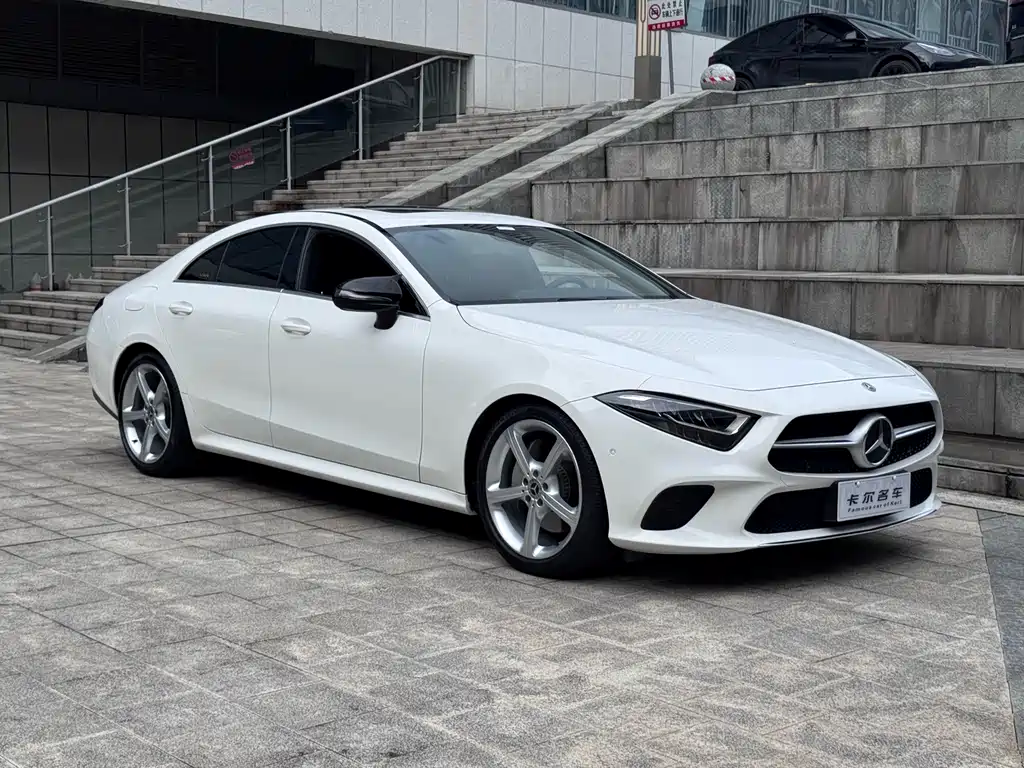Mercedes-Benz CLS — фото 2