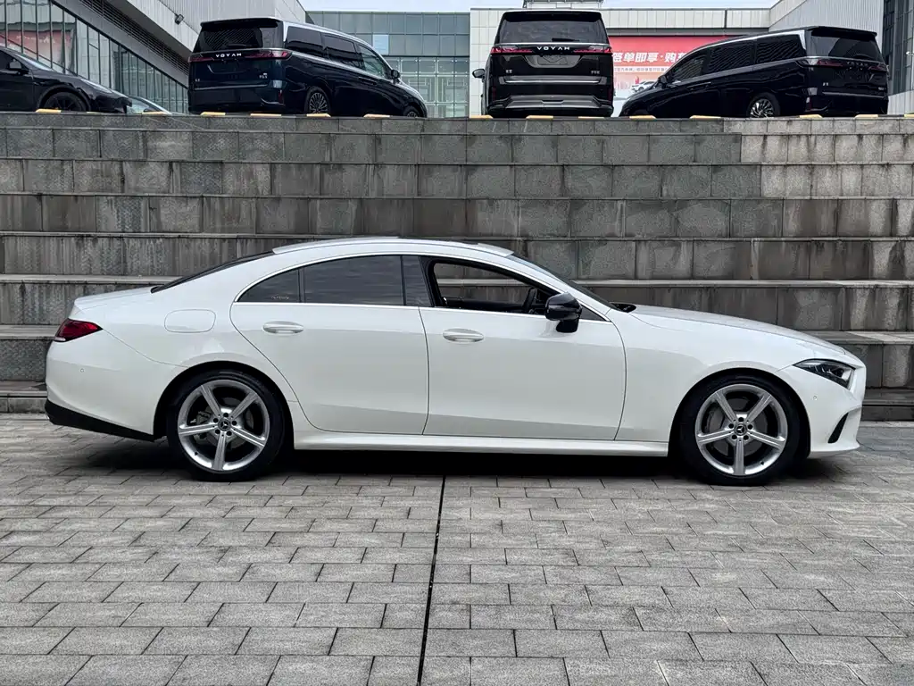 Mercedes-Benz CLS — фото 3