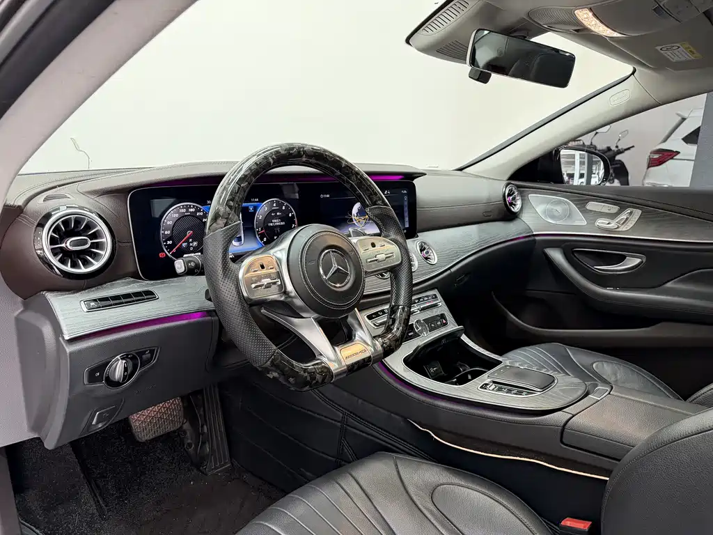 Mercedes-Benz CLS — фото 7