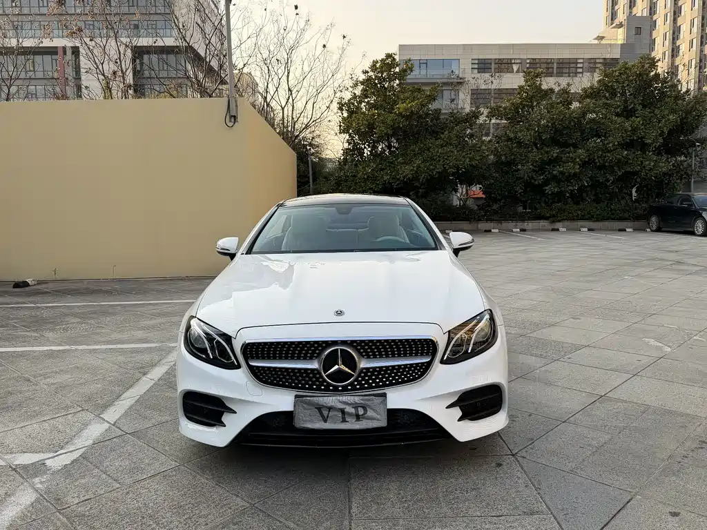 Mercedes-Benz E-Class (Import) — фото 2