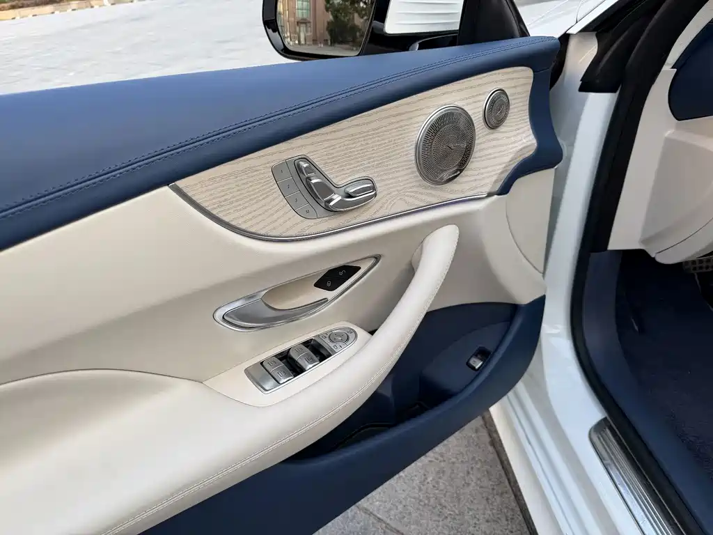 Mercedes-Benz E-Class (Import) — фото 19