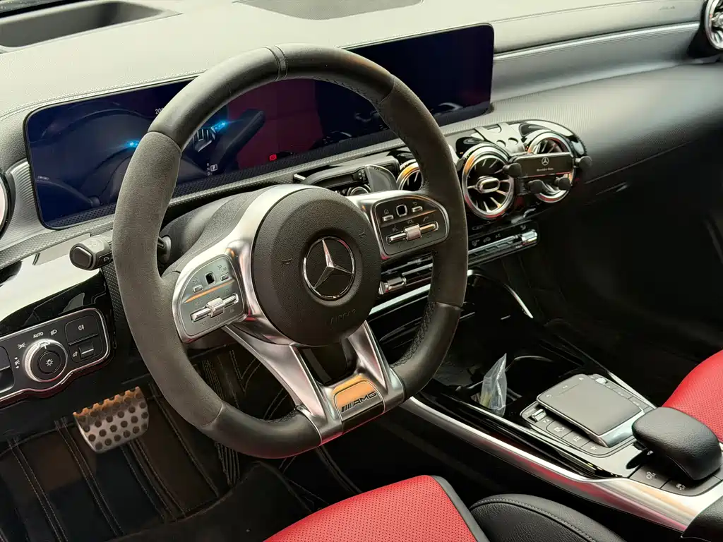 Mercedes-Benz A-Class AMG (Import) — фото 6