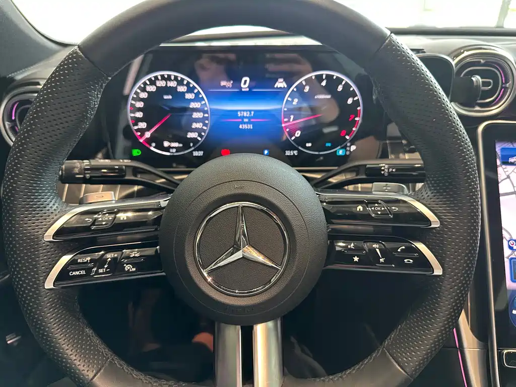 Mercedes-Benz C-Class — фото 13