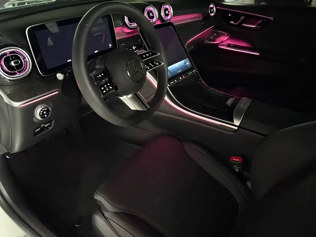 Mercedes-Benz C-Class — фото 15