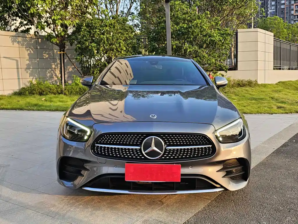 Mercedes-Benz E-Class (Import) — фото 2