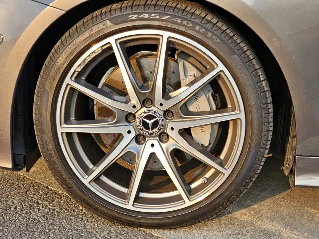 Mercedes-Benz E-Class (Import) — фото 11