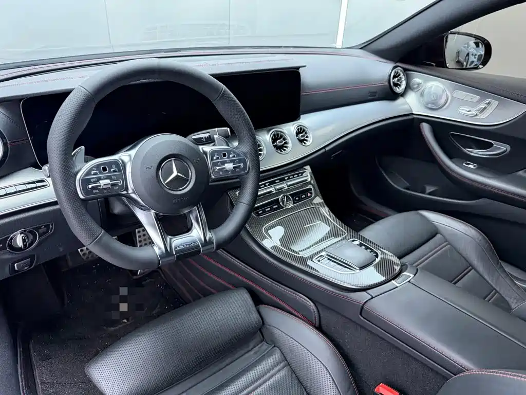 Mercedes-Benz E-Class AMG — фото 4