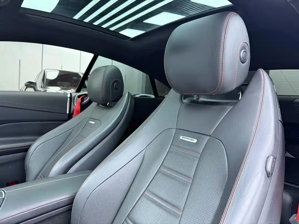 Mercedes-Benz E-Class AMG — фото 5