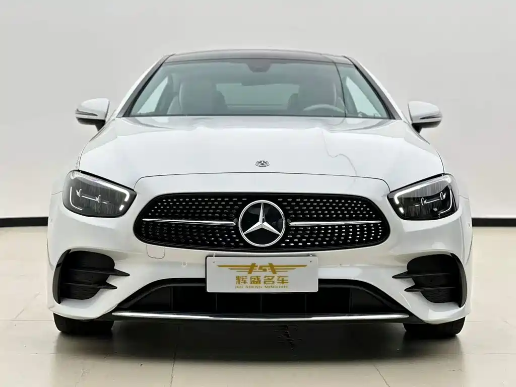 Mercedes-Benz E-Class (Import) — фото 2