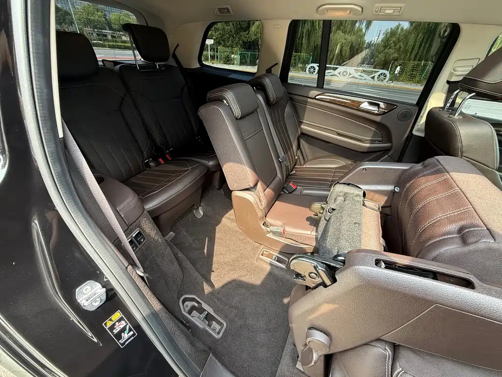 Mercedes-Benz GLS — фото 14