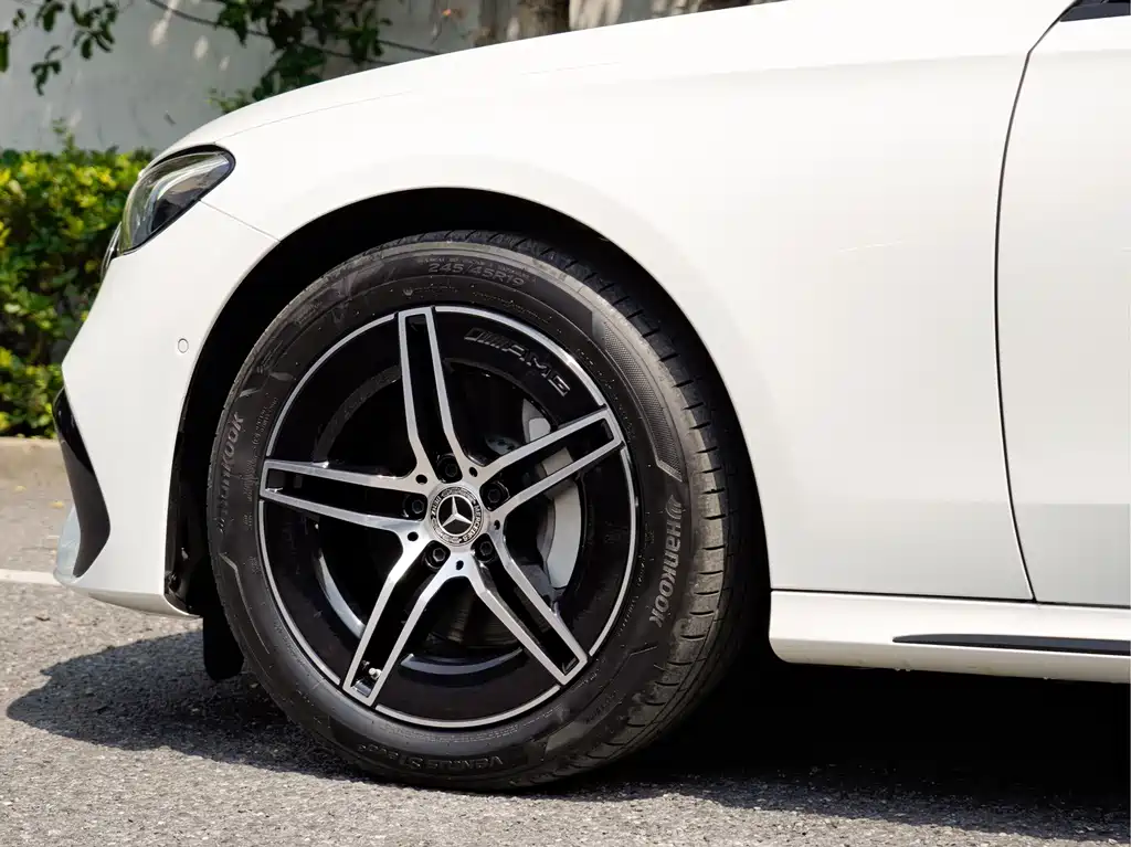 Mercedes-Benz E-Class (Import) — фото 8