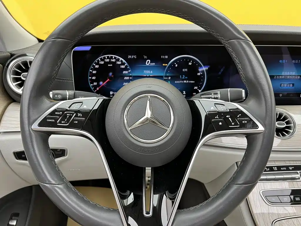 Mercedes-Benz CLS — фото 6