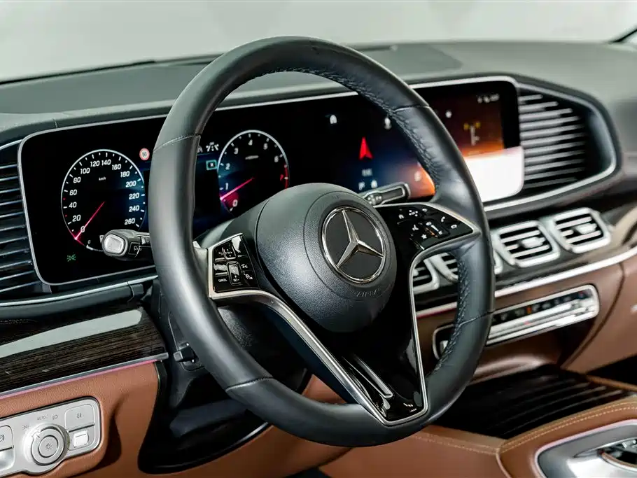 Mercedes-Benz GLE (Import) — фото 11