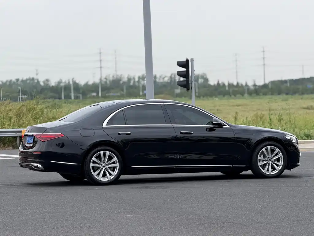 Mercedes-Benz S-Class — фото 18