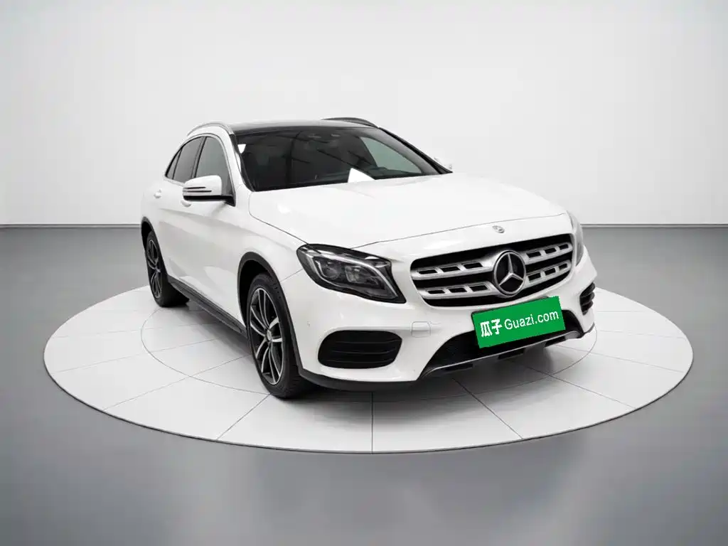 Mercedes-Benz GLA — фото 3