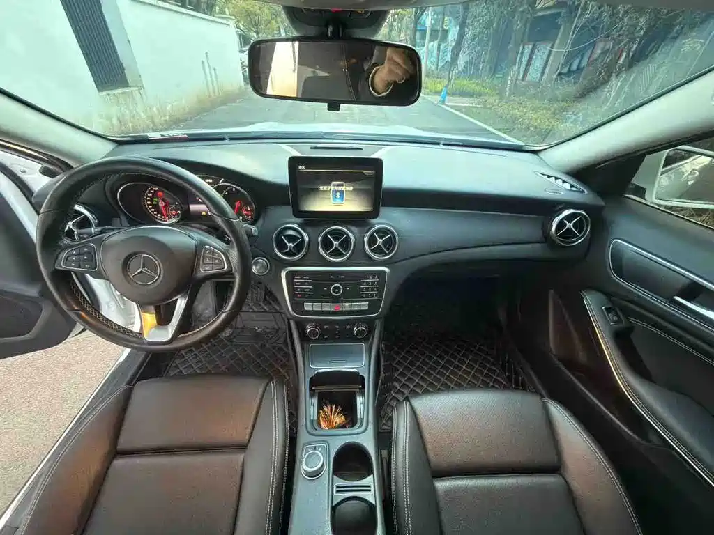 Mercedes-Benz GLA — фото 4