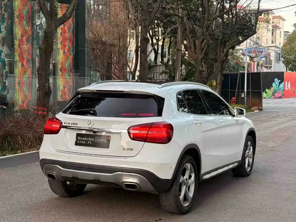 Mercedes-Benz GLA — фото 7