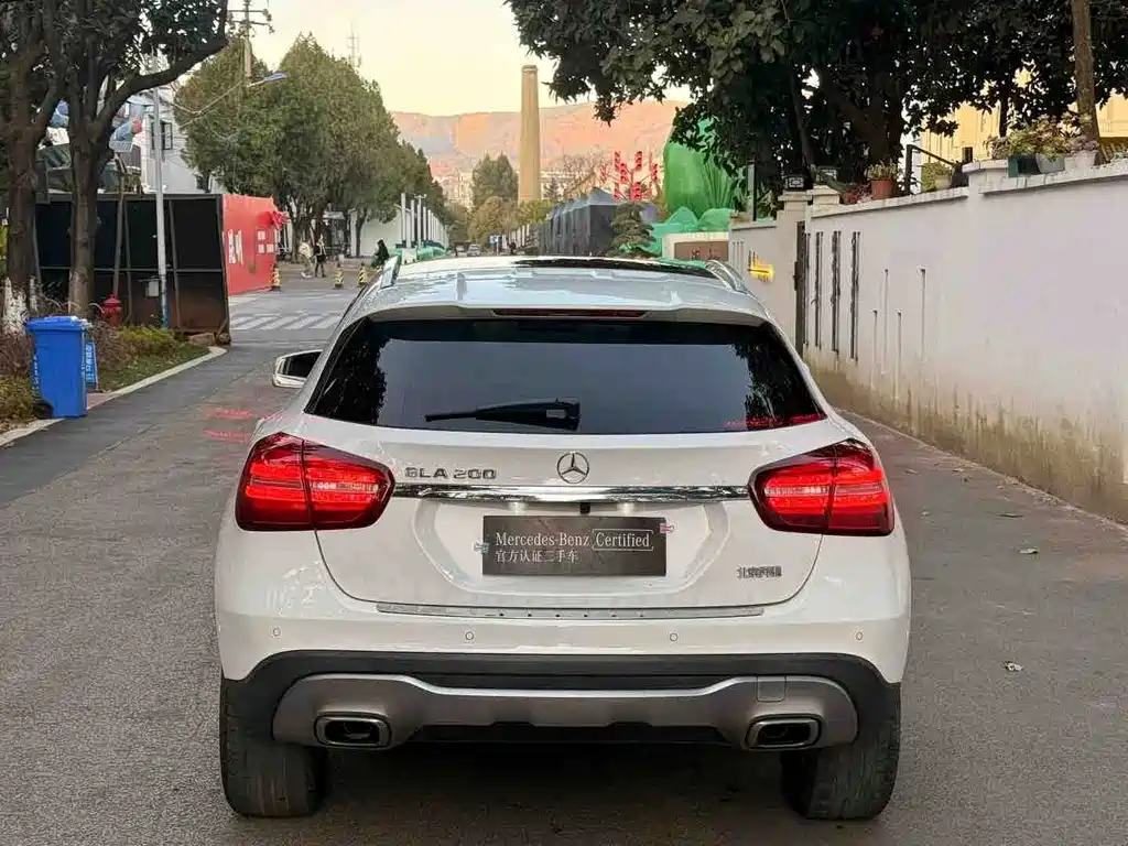 Mercedes-Benz GLA — фото 8