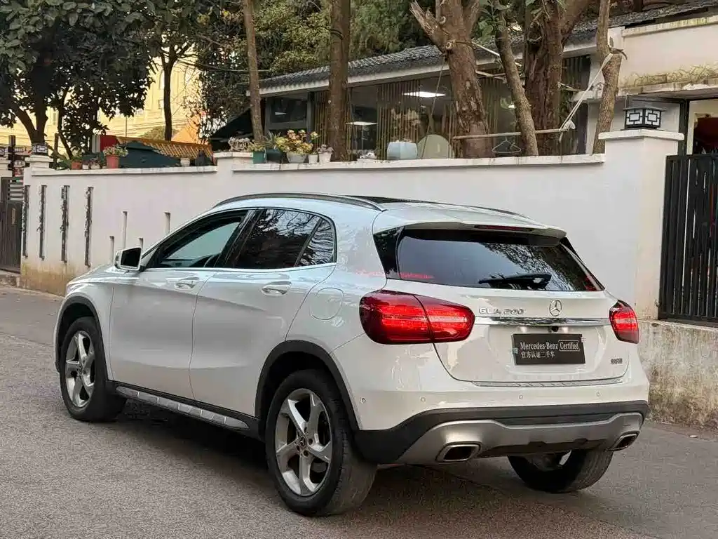 Mercedes-Benz GLA — фото 9