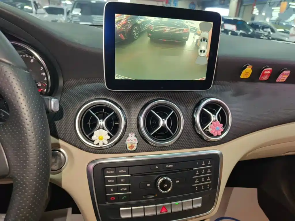 Mercedes-Benz GLA — фото 13