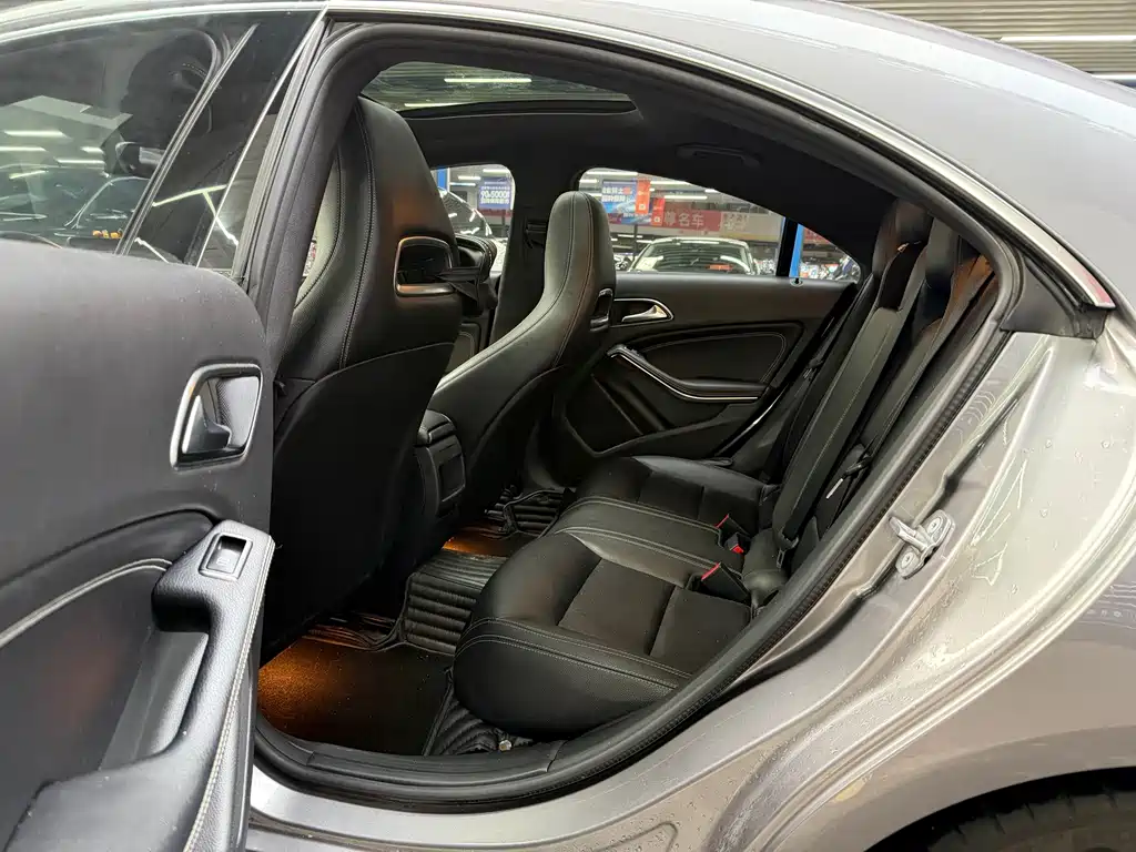 Mercedes-Benz CLA (Import) — фото 7