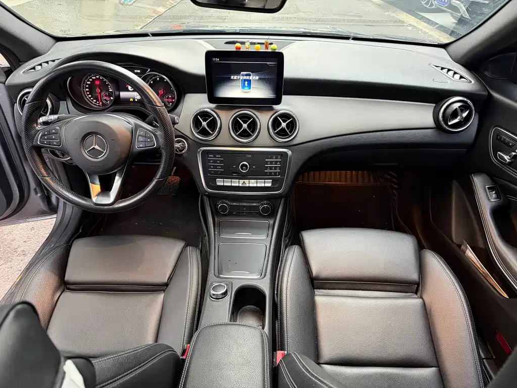 Mercedes-Benz CLA (Import) — фото 10