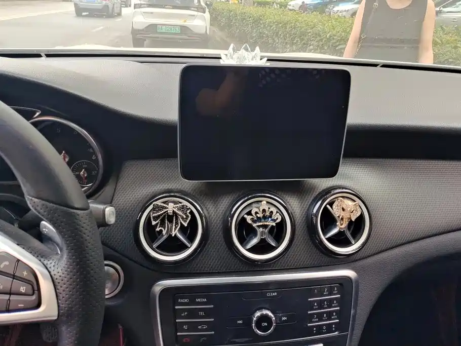 Mercedes-Benz GLA — фото 13