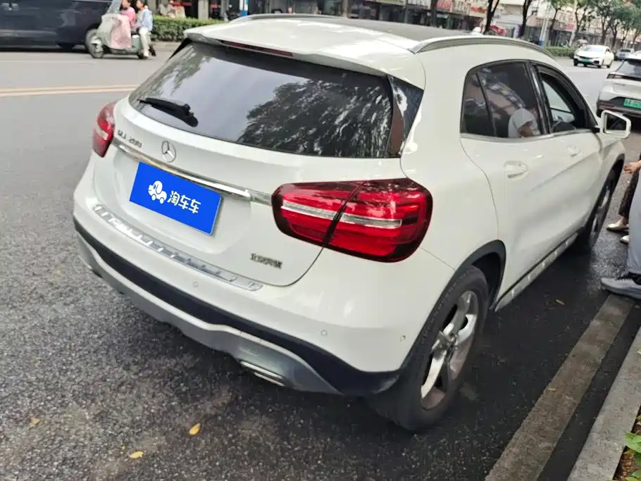 Mercedes-Benz GLA — фото 3