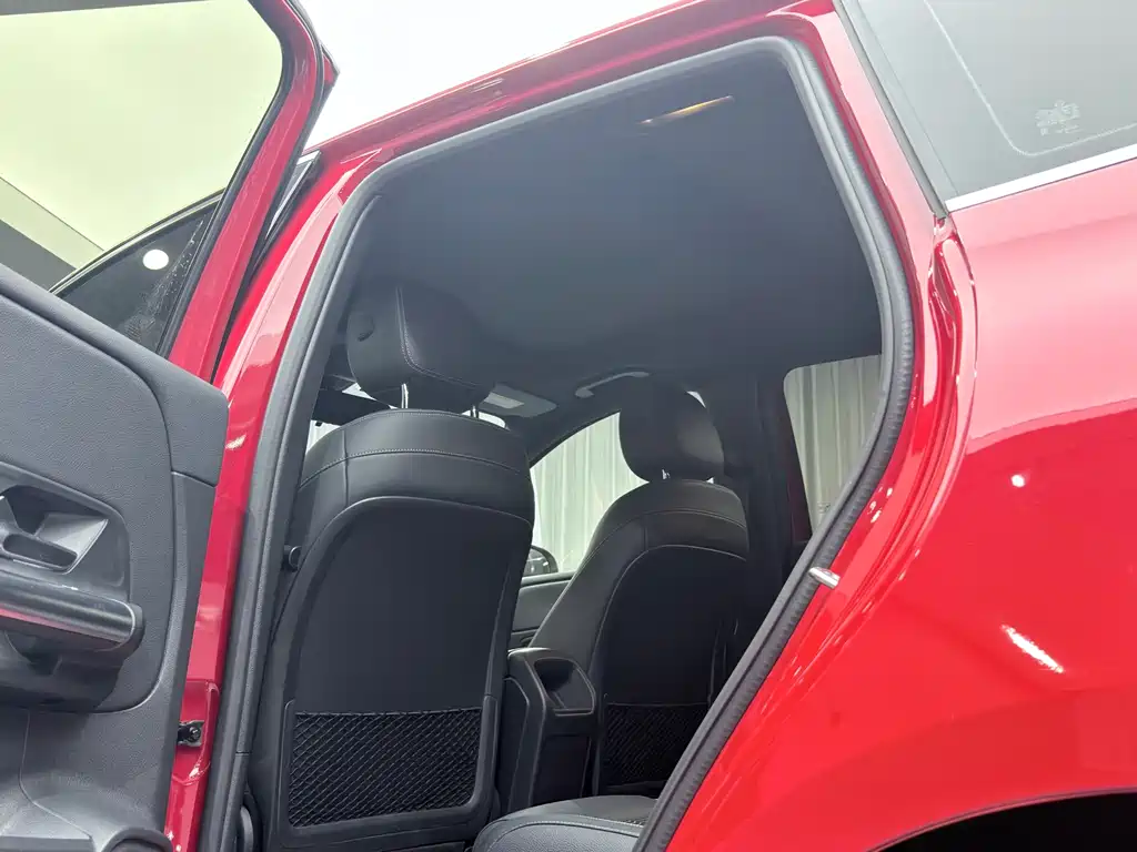 Mercedes-Benz B-Class — фото 15