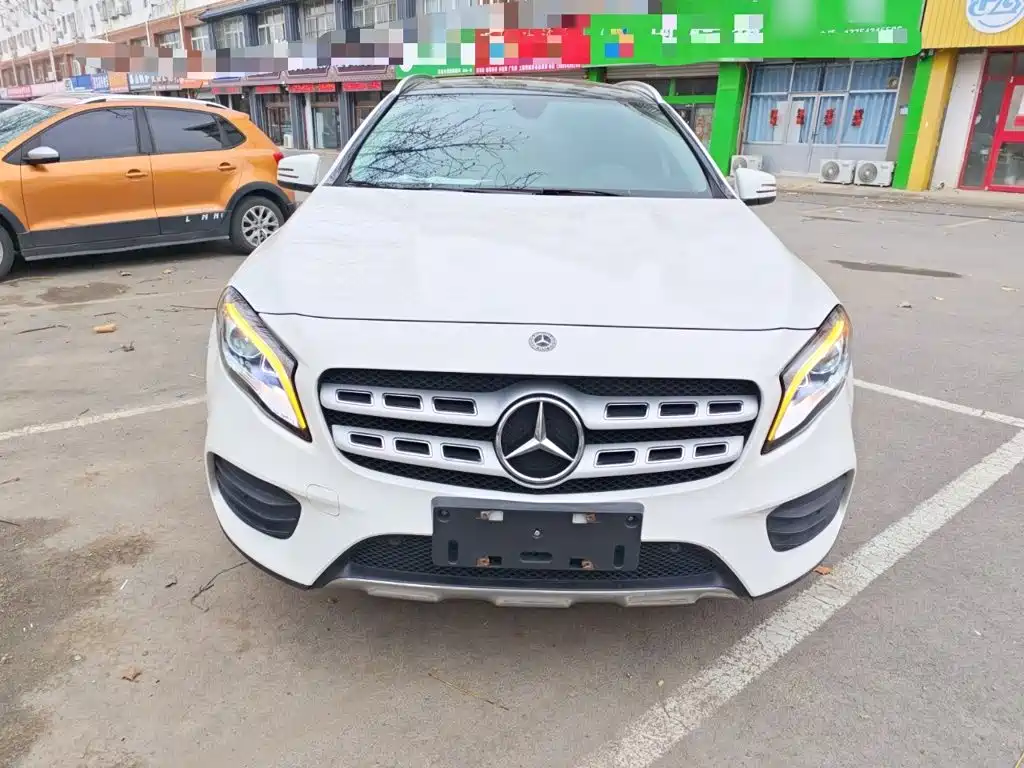 Mercedes-Benz GLA — фото 3