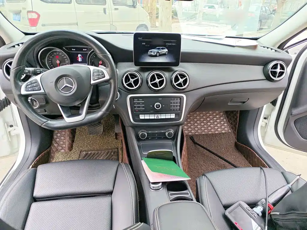 Mercedes-Benz GLA — фото 6