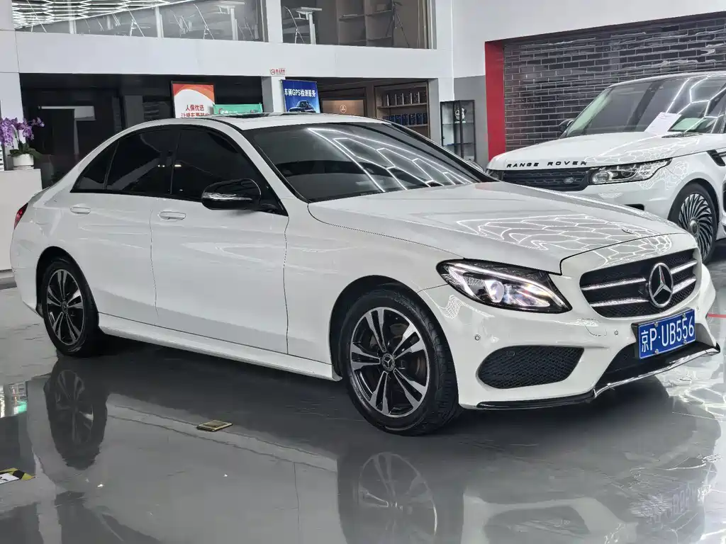 Mercedes-Benz C-Class — фото 3