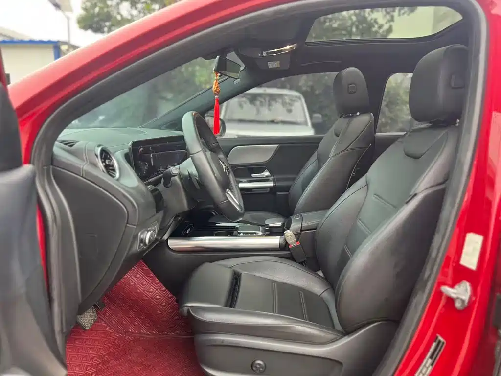 Mercedes-Benz GLA — фото 4