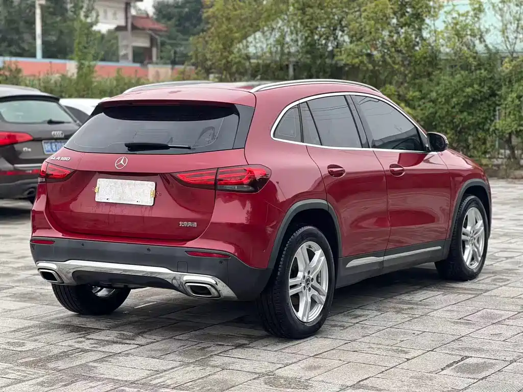 Mercedes-Benz GLA — фото 8
