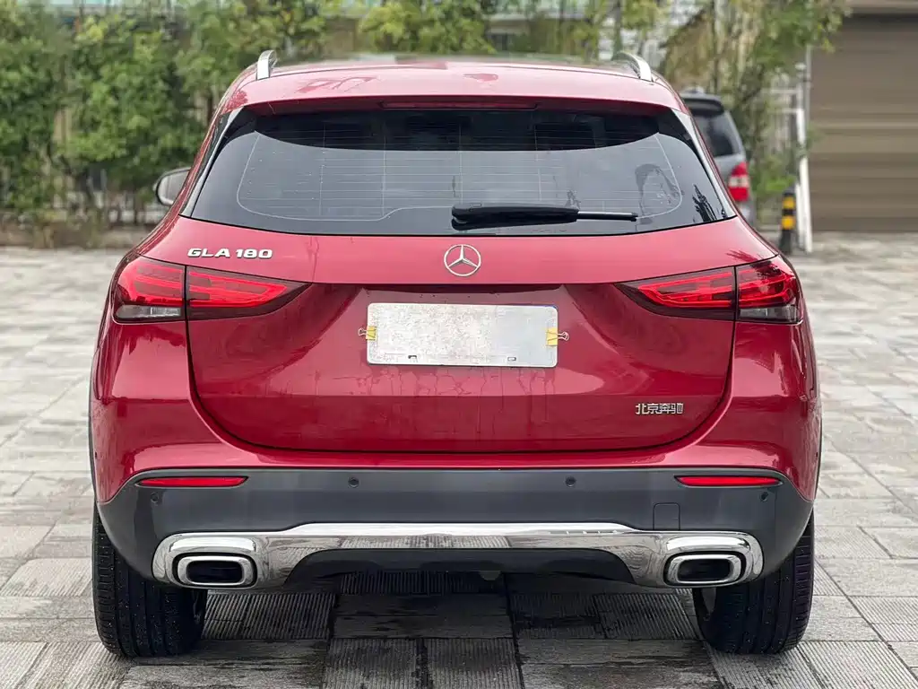 Mercedes-Benz GLA — фото 10