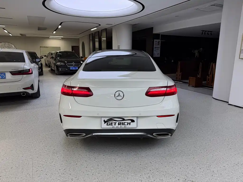 Mercedes-Benz E-Class (Import) — фото 5