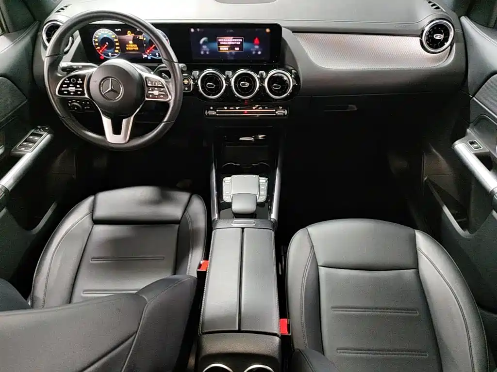 Mercedes-Benz GLA — фото 14