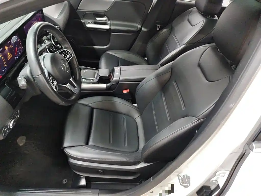 Mercedes-Benz GLA — фото 20