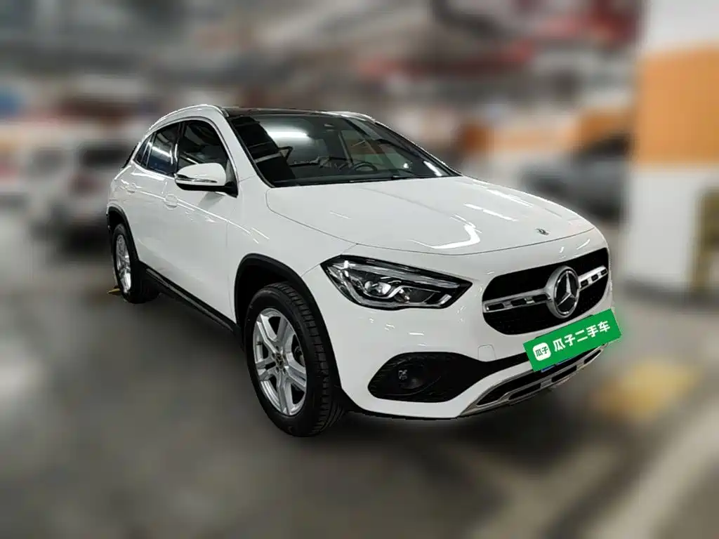 Mercedes-Benz GLA — фото 6