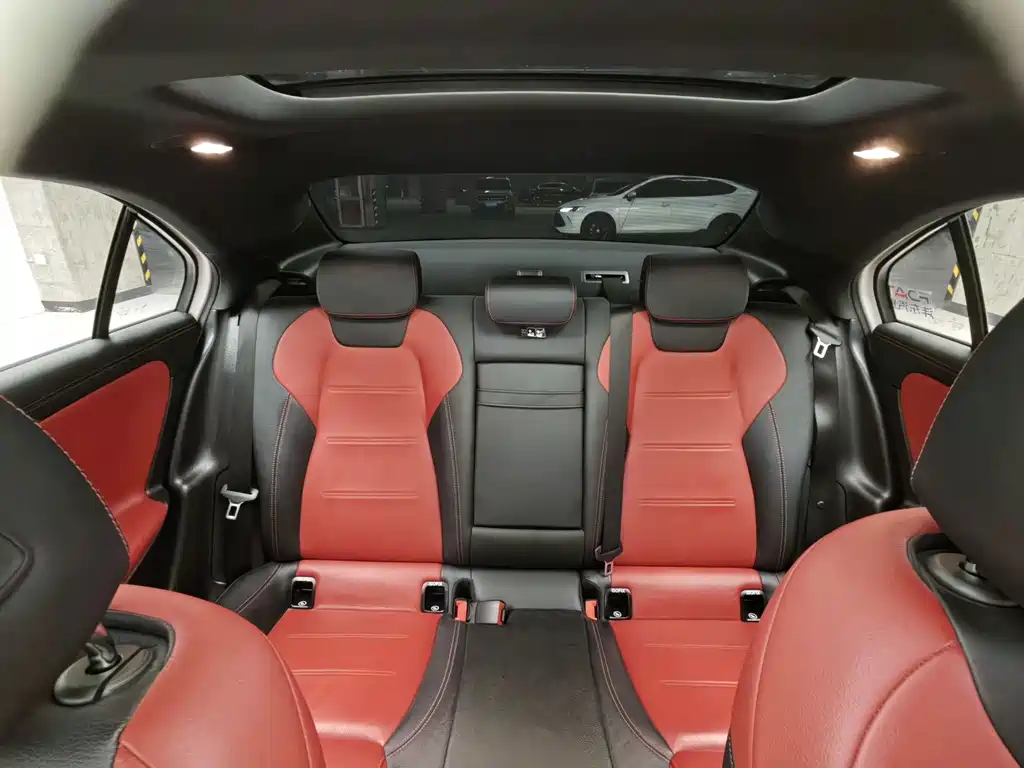 Mercedes-Benz A-Class AMG — фото 15