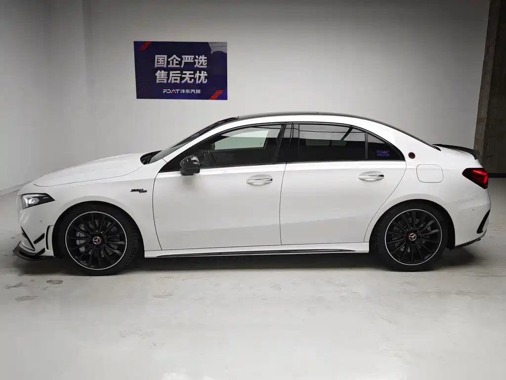 Mercedes-Benz A-Class AMG — фото 9