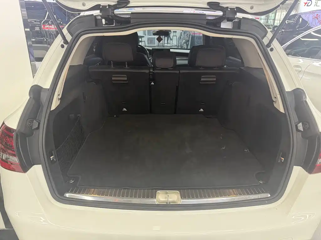Mercedes-Benz C-Class (Import) — фото 11