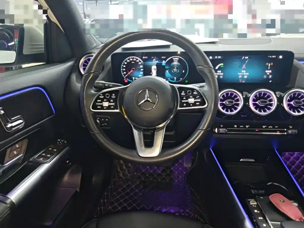 Mercedes-Benz GLA — фото 11