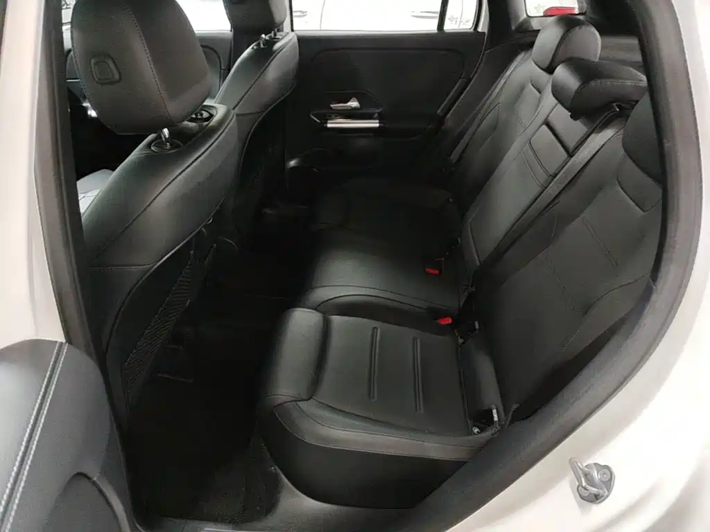 Mercedes-Benz GLA — фото 22