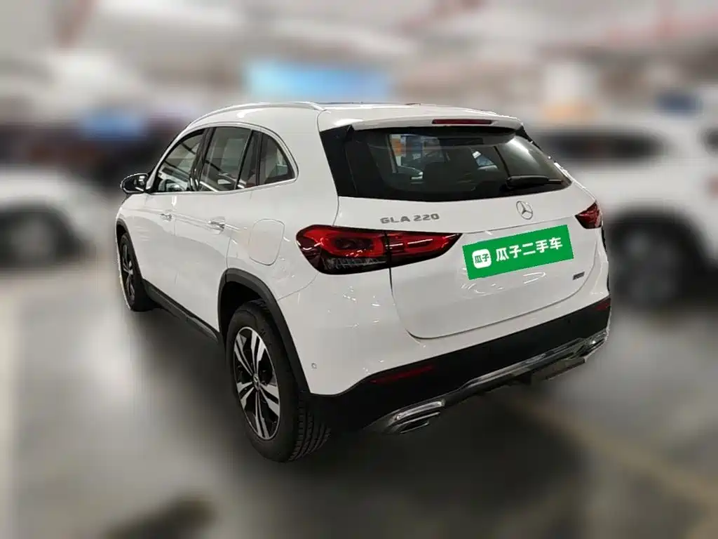 Mercedes-Benz GLA — фото 7