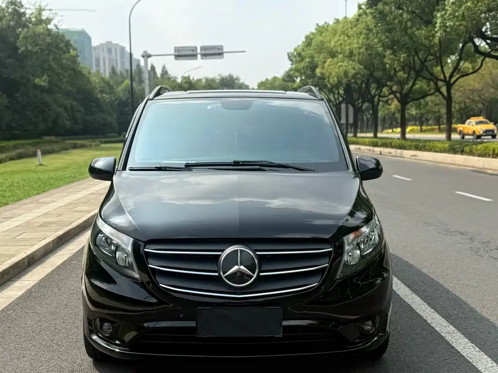 Mercedes-Benz Vito — фото 2