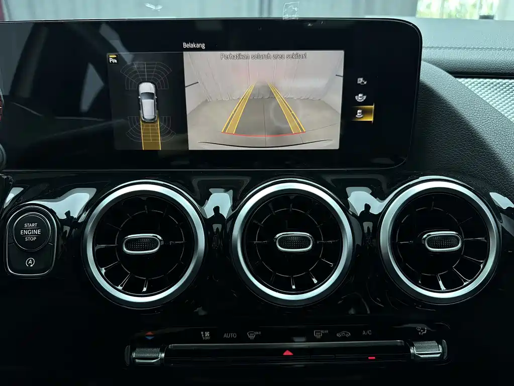 Mercedes-Benz GLA — фото 14